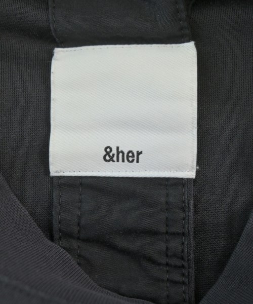 &her（アンドハー）Tシャツ・カットソー 黒 サイズ:F レディース/2200677067063