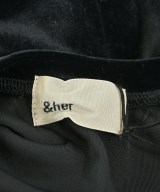 &her（アンドハー）Tシャツ・カットソー 黒 サイズ:-(M位) レディース/2200658471094