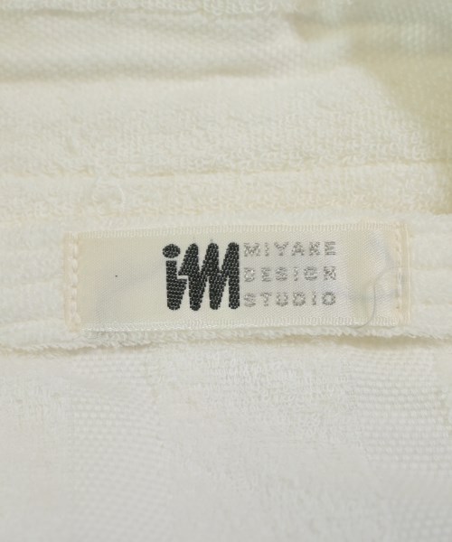 im MIYAKE DESIGN STUDIO（イッセイミヤケデザインスタジオ）その他 白 サイズ:M メンズ/2200656089017