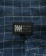 im MIYAKE DESIGN STUDIO（イッセイミヤケデザインスタジオ）カジュアルシャツ 紺 サイズ:M メンズ/2200671016111