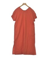 ITEMS URBAN RESEARCH（アイテムズアーバンリサーチ）ワンピース 赤 サイズ:F レディース/2200635069030