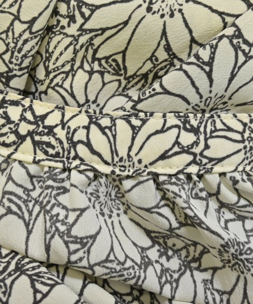 ITEMS URBAN RESEARCH（アイテムズアーバンリサーチ）ワンピース 白 サイズ:F レディース/2200620675024