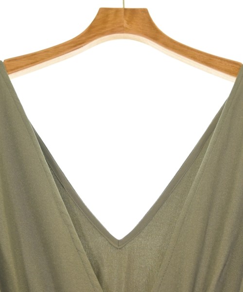 ITEMS URBAN RESEARCH（アイテムズアーバンリサーチ）ワンピース カーキ サイズ:F レディース/2200670480074