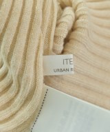 ITEMS URBAN RESEARCH（アイテムズアーバンリサーチ）ニット・セーター ベージュ サイズ:F レディース/2200658735042