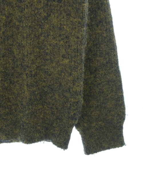 ITEMS URBAN RESEARCH（アイテムズアーバンリサーチ）ニット・セーター カーキ サイズ:M メンズ/2200725351106