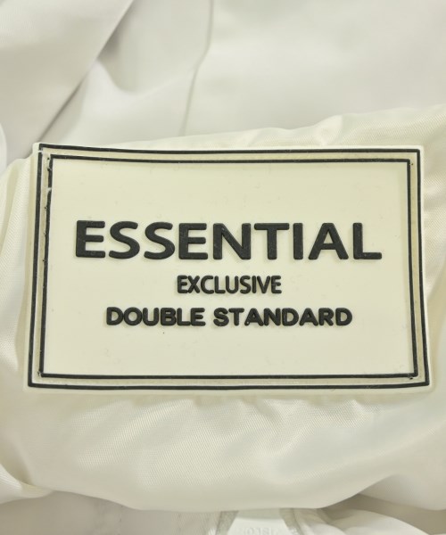 ESSENTIAL DOUBLE STANDARD CLOTHING（エッセンシャルダブルスタンダードクロッシング）その他 白 サイズ:38(M位) レディース/2200693301011