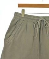 ENTIRE STUIDOS（エンタイアスタジオ）ショートパンツ カーキ サイズ:S メンズ/2200623296028