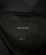 ENTIRE STUIDOS（エンタイアスタジオ）ダウンジャケット/ダウンベスト 黒 サイズ:M メンズ/2200718620011