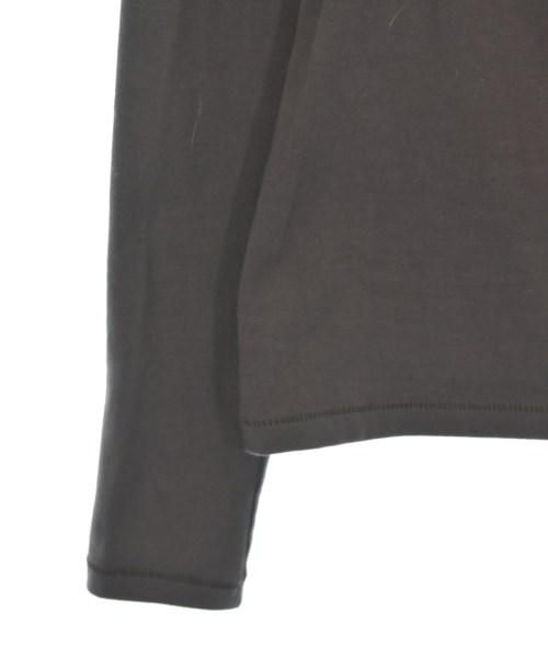 SKIMS（スキムス）Tシャツ・カットソー 茶 サイズ:M レディース/2200624084112