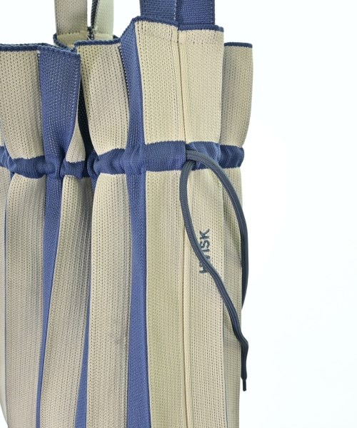 HVISK（ヴィスク）ショルダーバッグ 白 サイズ:- レディース/2200667797048