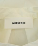 MIESROHE（ミースロエ）カジュアルシャツ 白 サイズ:F レディース/2200675440080