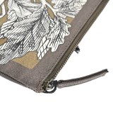 INOUI EDITIONS（イヌイエディションズ）ポーチ 茶 サイズ:- レディース/2200693786030
