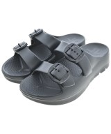 TELIC サンダル