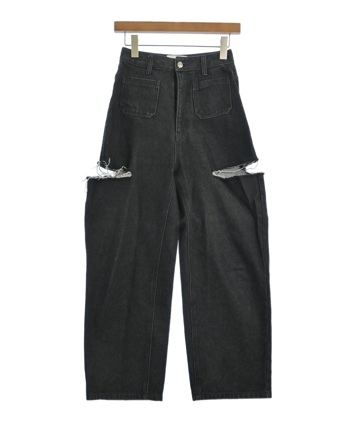 epine パンツ epine（エピヌ）の「bijou slash short pants（デニムパンツ