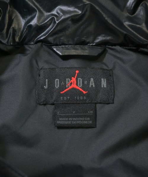 JORDAN BRAND（ジョーダンブランド）ダウンジャケット/ダウンベスト 黒 サイズ:S メンズ/2200672945021