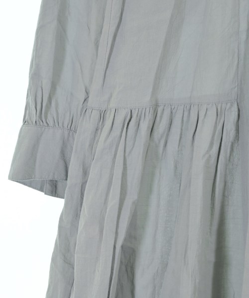 KURASHI & Trips PUBLISHING（クラシアンドトリップスパブリッシング）ワンピース グレー サイズ:M レディース/2200627638015