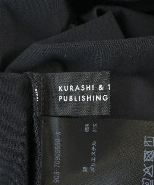 KURASHI & Trips PUBLISHING（クラシアンドトリップスパブリッシング）Tシャツ・カットソー 黒 サイズ:F レディース/2200700167142