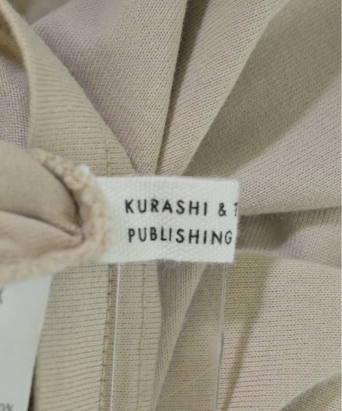 KURASHI & Trips PUBLISHING（クラシアンドトリップスパブリッシング）Tシャツ・カットソー ベージュ サイズ:F レディース/2200703939043