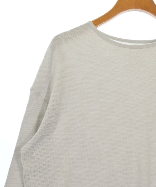 KURASHI & Trips PUBLISHING（クラシアンドトリップスパブリッシング）Tシャツ・カットソー グレー サイズ:-(M位) レディース/2200682861038