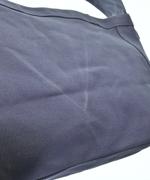 Madhappy（マッドハッピー）ショルダーバッグ 紺 サイズ:- メンズ/2200664182380