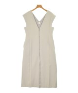 THREE SQUARE（スリースクエア）ワンピース ベージュ サイズ:F レディース/2200661684511