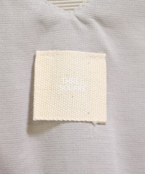 THREE SQUARE（スリースクエア）ワンピース ベージュ サイズ:F レディース/2200661684573