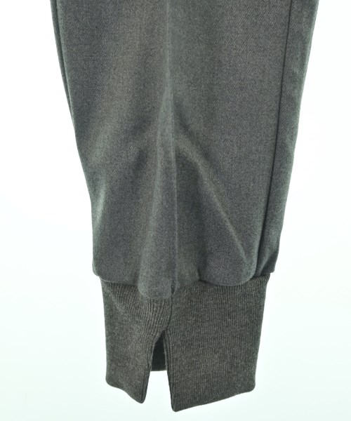 THREE SQUARE（スリースクエア）その他 グレー サイズ:38(M位) レディース/2200661689813