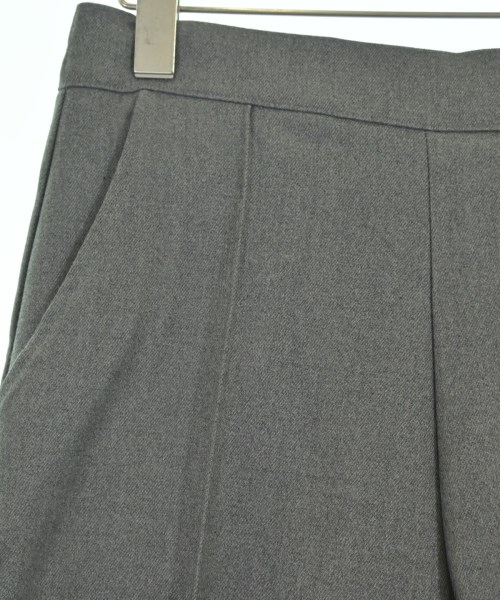 THREE SQUARE（スリースクエア）その他 グレー サイズ:38(M位) レディース/2200661689868