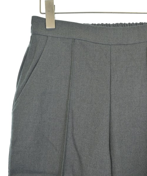 THREE SQUARE（スリースクエア）その他 グレー サイズ:36(S位) レディース/2200661690185