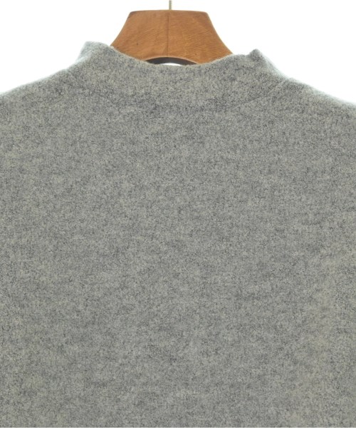 THREE SQUARE（スリースクエア）カジュアルシャツ 白 サイズ:F レディース/2200661693421