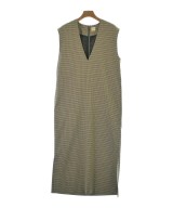 THREE SQUARE（スリースクエア）ワンピース ベージュ サイズ:F レディース/2200661697955