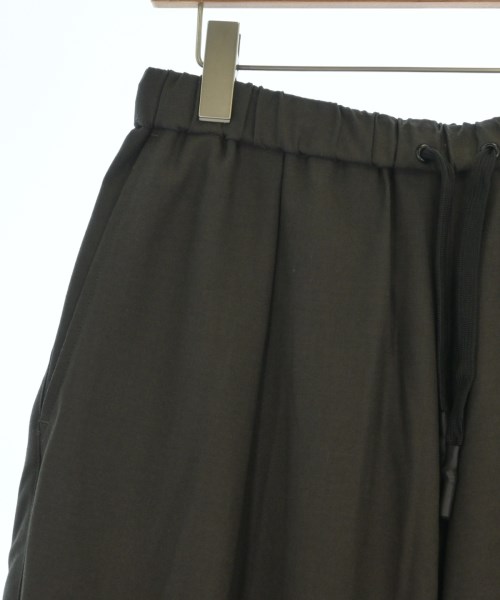 UNTRACE（アントレース）スラックス カーキ サイズ:1(S位) メンズ/2200653752044