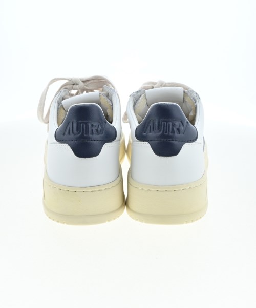 AUTRY（オートリー）スニーカー 白 サイズ:EU41(26cm位) メンズ/2200640021108