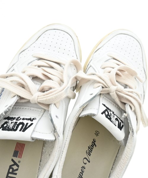 AUTRY（オートリー）スニーカー 白 サイズ:EU40(25cm位) メンズ/2200629022010