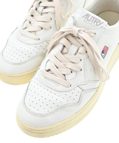 AUTRY（オートリー）スニーカー 白 サイズ:EU41(26cm位) メンズ/2200712922029