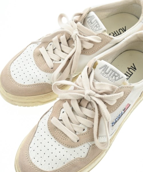 AUTRY（オートリー）スニーカー ベージュ サイズ:EU40(25cm位) メンズ/2200645597035