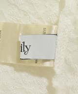 fiolily（フィオリリー）ブラウス 白 サイズ:F レディース/2200675613040