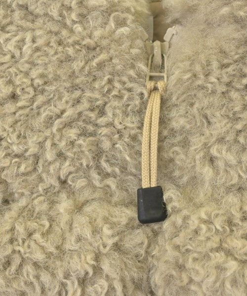 BASICKS（ベイシックス）カジュアルシャツ ベージュ サイズ:M メンズ/2200622144016