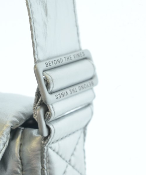 Beyond The Vines（ビヨンドザバインズ）ショルダーバッグ シルバー サイズ:- レディース/2200675801317