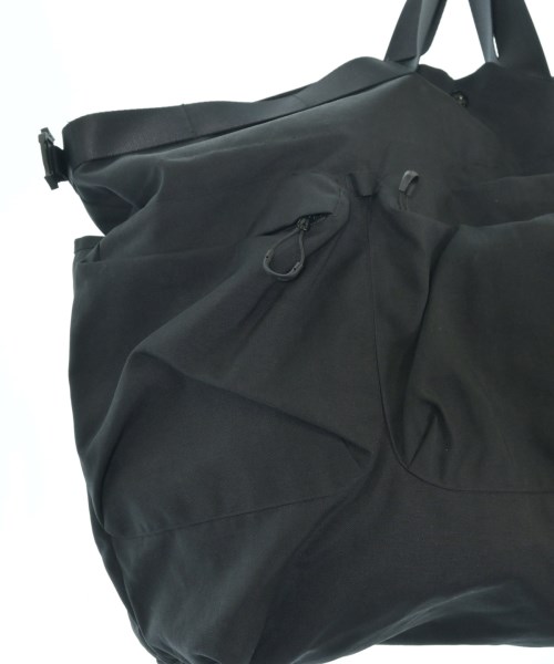 CMF OUTDOOR GARMENT（シーエムエフアウトドアガーメント）ショルダーバッグ 黒 サイズ:- メンズ/2200703649287