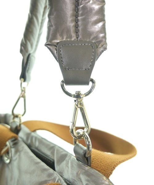 ALICE MARTHA（アリスマーシャ）ショルダーバッグ シルバー サイズ:- レディース/2200622550053