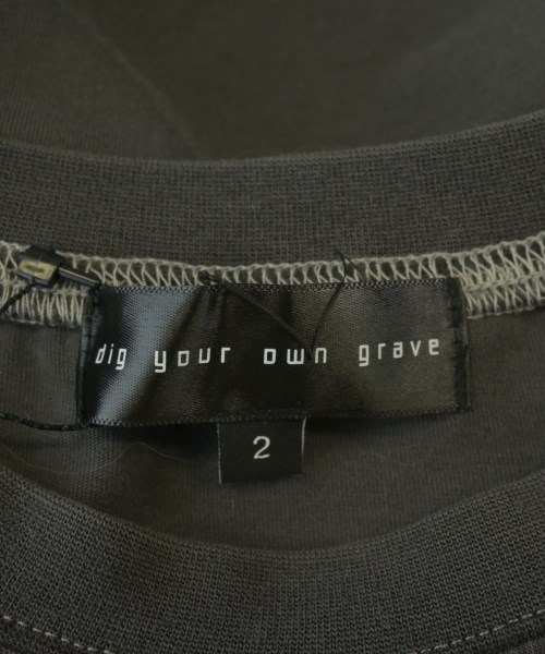 DIG YOUR OWN GRAVE（ディグユアオウングレイブ）Tシャツ・カットソー グレー サイズ:2(M位) メンズ/2200679877110