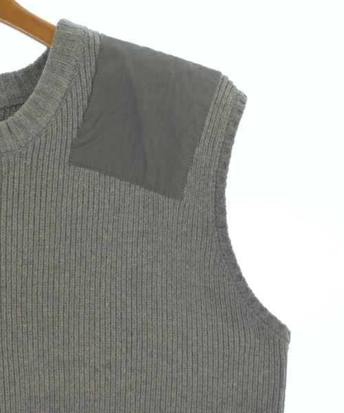 OOO（トリプルオゥ）ベスト グレー サイズ:F レディース/2200658471148