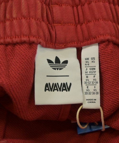 AVAVAV（アヴァヴァヴ）ショートパンツ 赤 サイズ:M レディース/2200674027091