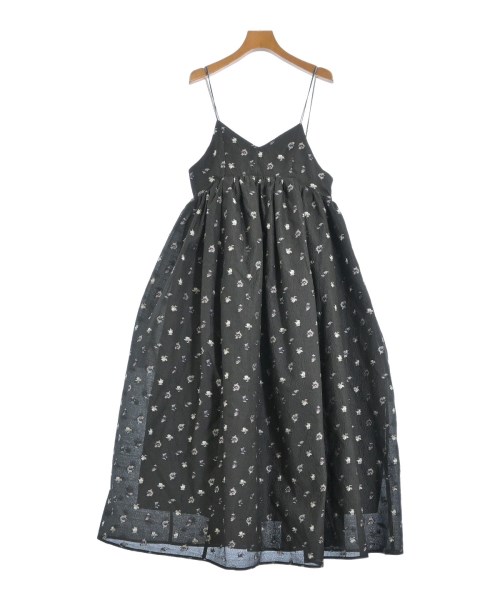 J1U by LA BELLE ETUDE LA BELLE ETUDE(ジユウバイラベルエチュード)ワンピース 黒 サイズ:F/2200674257016