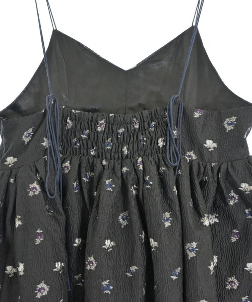 J1U by LA BELLE ETUDE LA BELLE ETUDE（ジユウバイラベルエチュード）ワンピース 黒 サイズ:F レディース/2200674257016