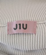 J1U by LA BELLE ETUDE LA BELLE ETUDE（ジユウバイラベルエチュード）ニット・セーター グレー サイズ:F レディース/2200674194038