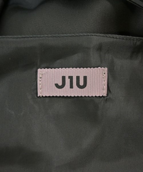 J1U by LA BELLE ETUDE LA BELLE ETUDE（ジユウバイラベルエチュード）ワンピース 黒 サイズ:F レディース/2200698936058