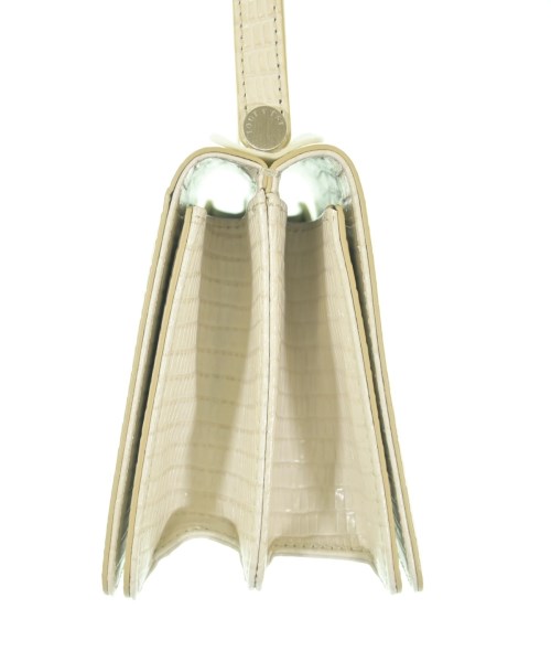 TOUT Y EST（トゥティエ）ショルダーバッグ 白 サイズ:- レディース/2200612456099