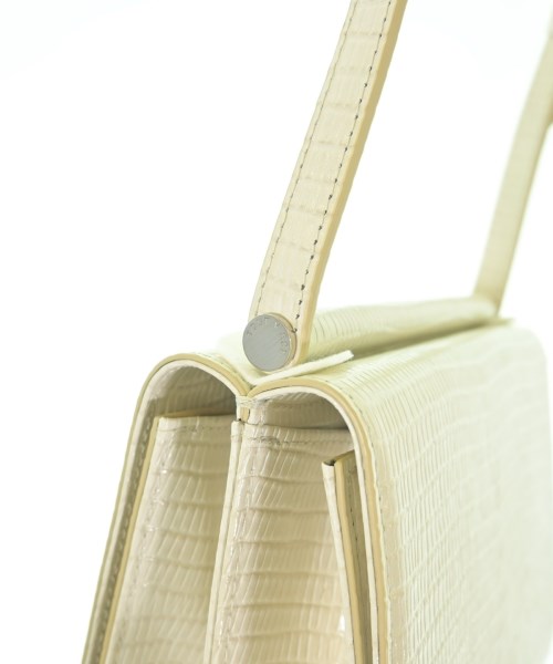 TOUT Y EST（トゥティエ）ショルダーバッグ 白 サイズ:- レディース/2200612456099